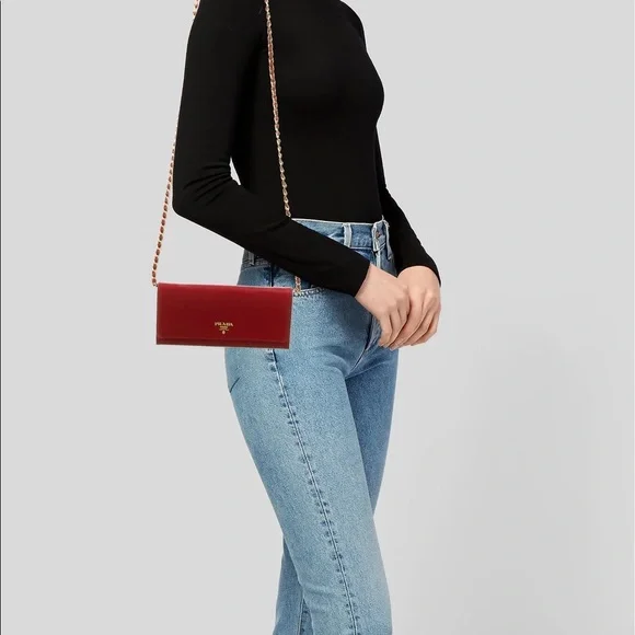 Prada saffiano wallet on Chain purse - Picture 3 of 6